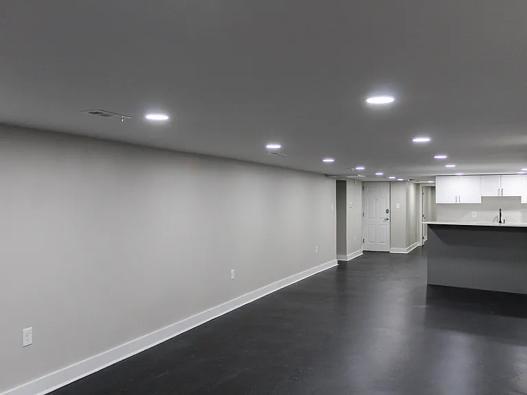 Campus Apartments — Photo 23