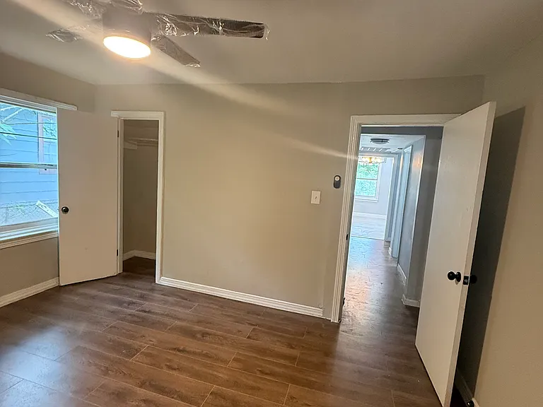 1240 18th Way SW — Photo 4