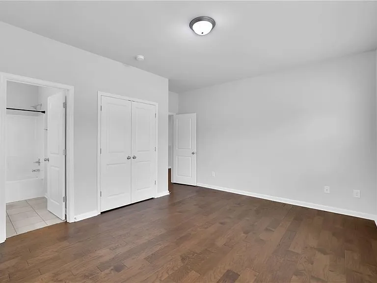 3187 Oxford Mill Ln — Photo 29