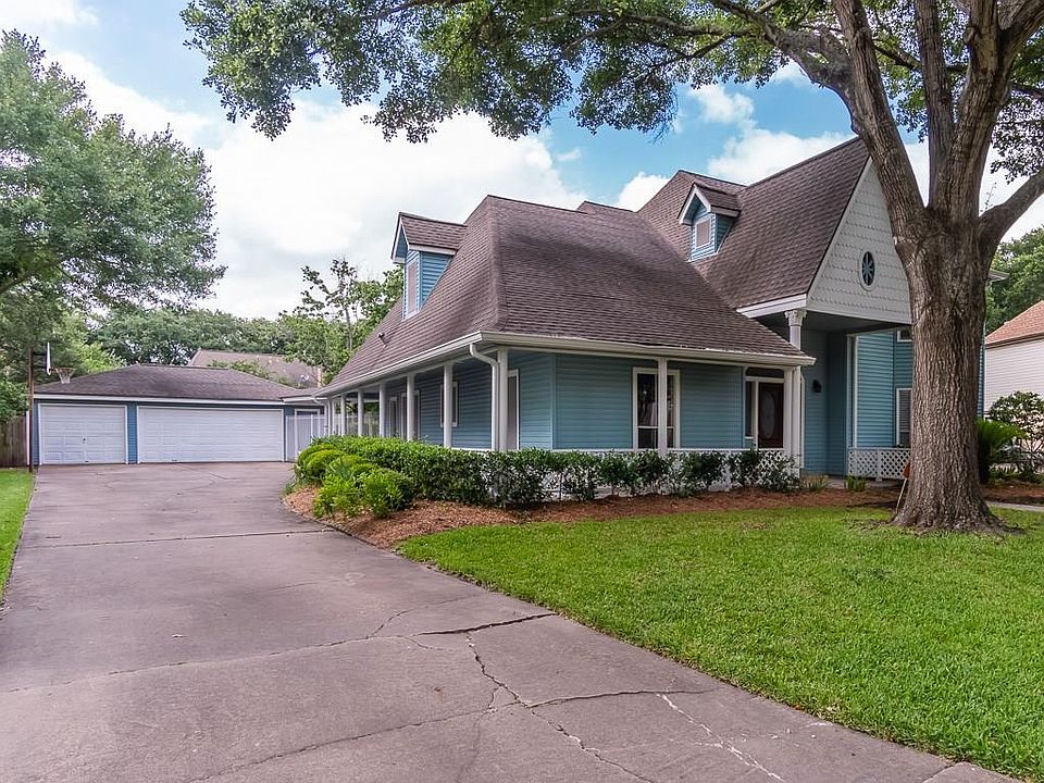 There's a wrap around porch on the house and a 3 car detached garage. It's got everything you've been looking for!