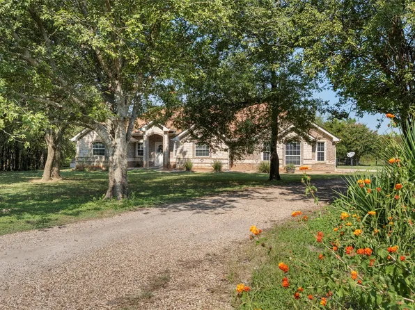 878 Shady Ln, Waco, TX 76705
