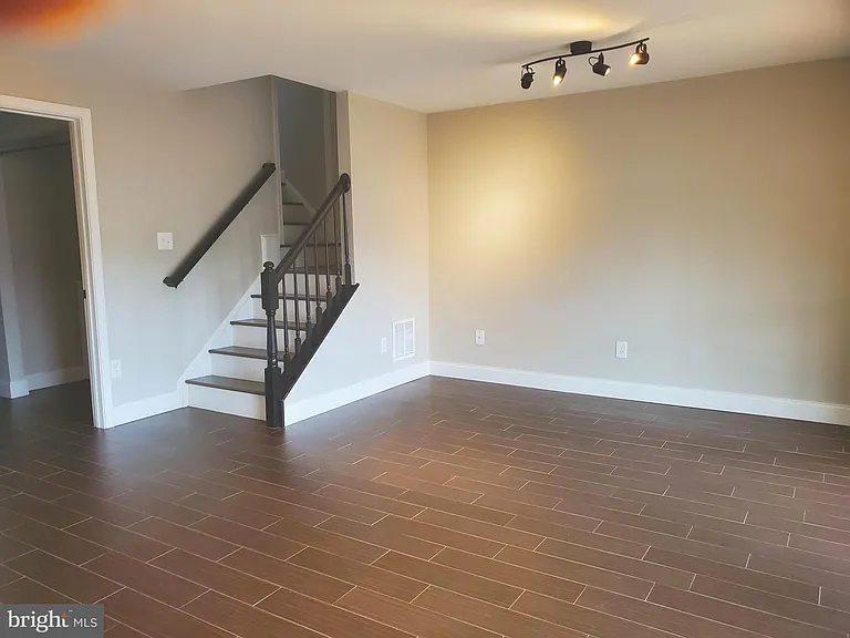 3983 Hartlake St — Photo 20