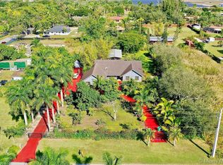 18375 SW 216th St, Miami, FL 33170