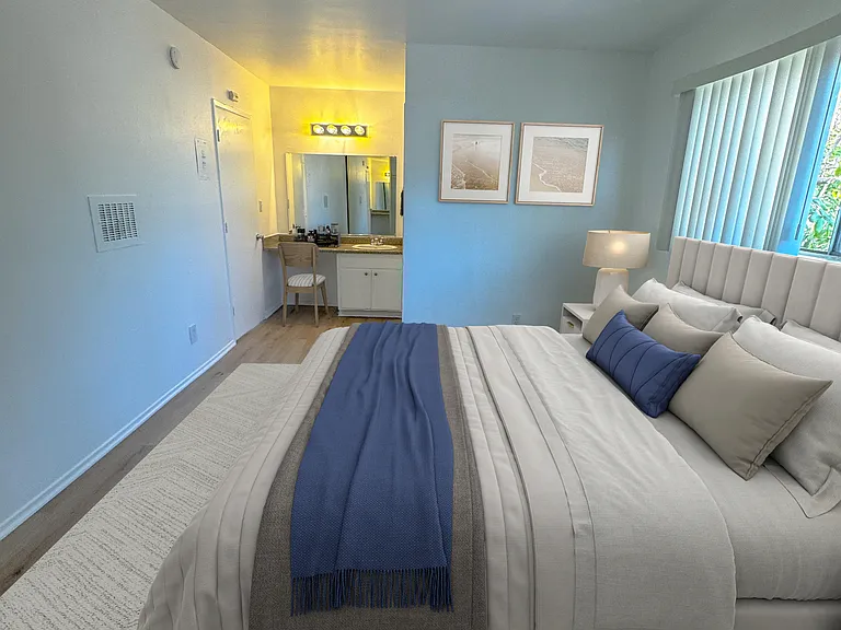 2712 Abbot Kinney Blvd — Photo 4