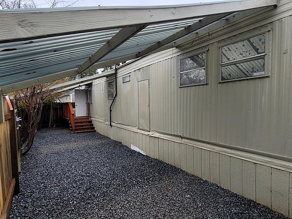 3rd image of 9661 Old Redwood Hwy #D