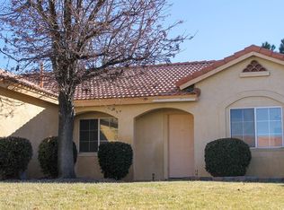 3166 Dolomite Ave, Palmdale, CA 93550