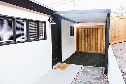 1634 Phillips Ave #STUDIO Photo 1