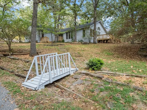 3192 E Township St, Fayetteville, AR 72703