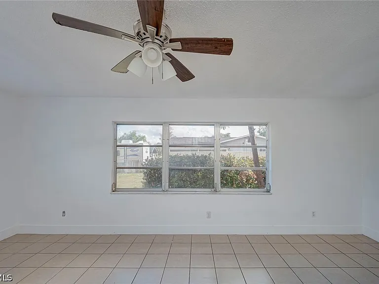 220 Punta Alta Ct — Photo 15