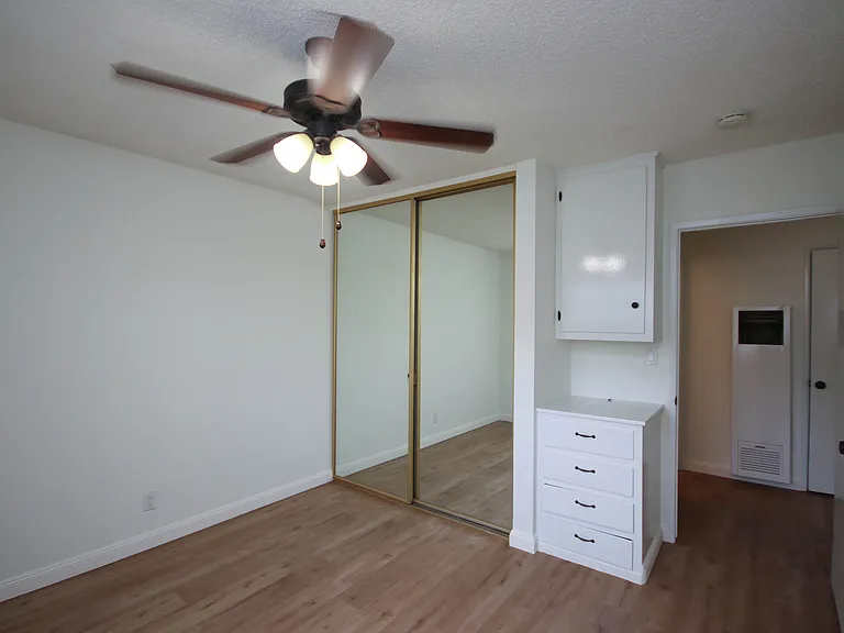 304 N Garfield Ave #G — Photo 13