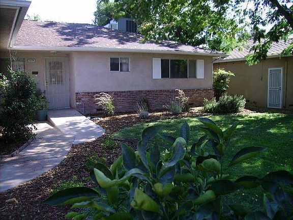 5th image of 3370 E Acacia Ave