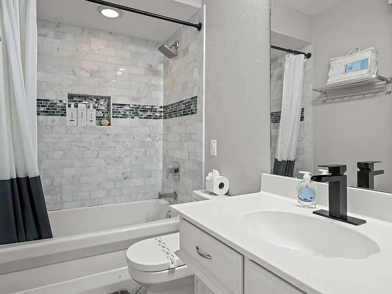3704 Saddlehead Dr — Photo 24