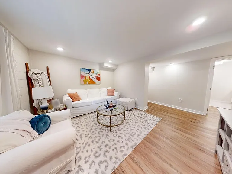 560 Sherwood Dr — Photo 28