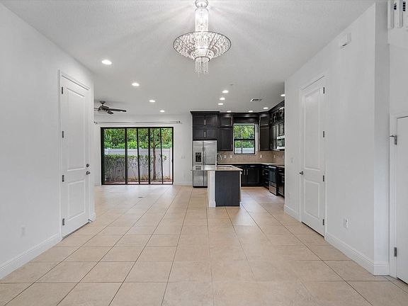 5th image of 20934 NW 1st Street