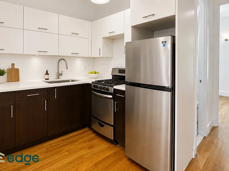 231 Jefferson St #2L — Photo 4