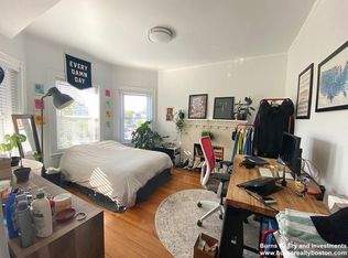 8 Cherry Rd #3, West Roxbury, MA 02132