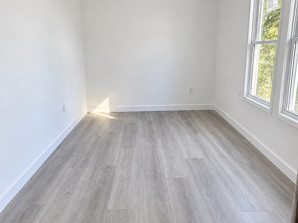 7 Ashley St #2
