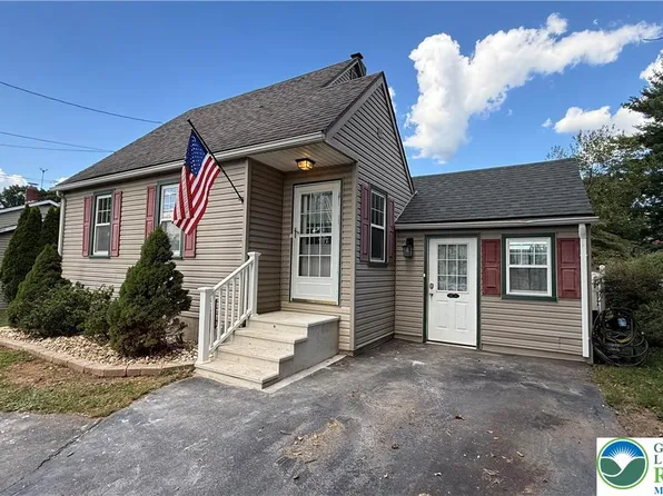 1421 Sullivan Trl, Easton, PA 18040