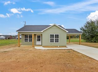 60010 Earl Frye St, Smithville, MS 38870