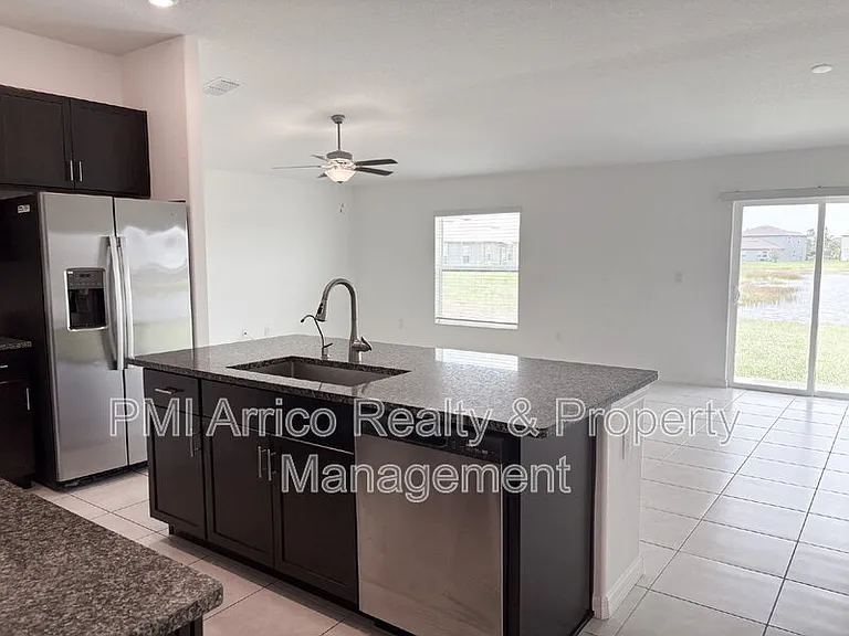 5487 Blue Azure Dr — Photo 7