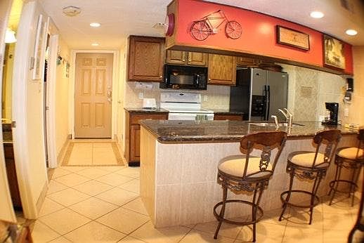 5th image of 4300 Gulf Blvd APT 404