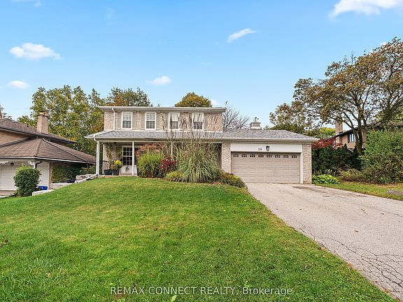 2nd image of 26 Averdon Cres