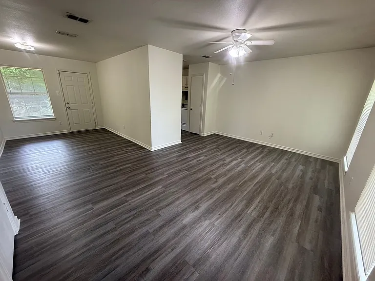 10473 Westridge St — Photo 2