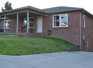 2222 NW Murray Dr, Knoxville, TN 37912