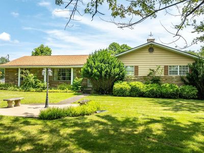 1021 Willis Dr, Morgantown, WV, 26501