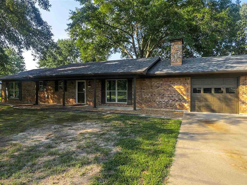1st image of 602 Garden Dr