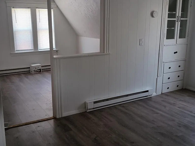 143 Maywood St #3 — Photo 2