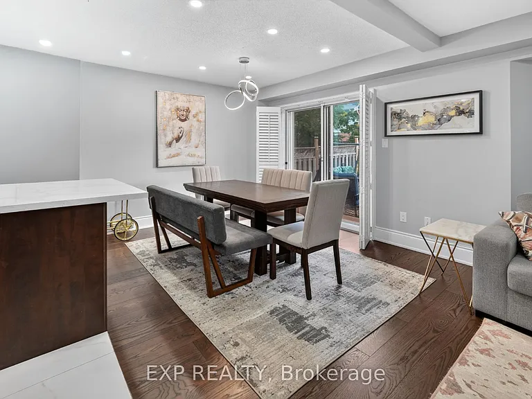 5896 Chorley Pl #UPPER — Photo 13