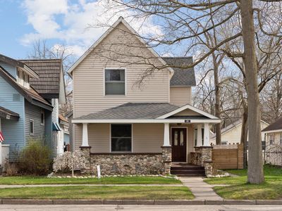 411 W 9th St, Traverse City, MI, 49684