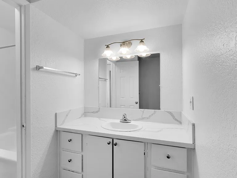 Aspen Village — Photo 63