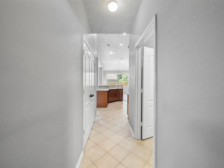 24910 Crystal Stone Ln — Photo 34