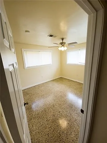4819 Francis Dr — Photo 20