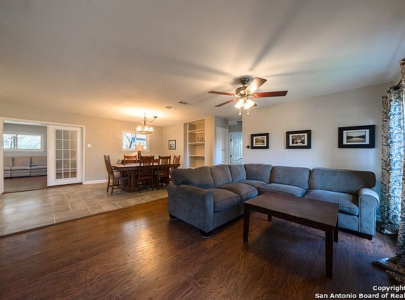 3rd image of 241 Ivy Ln