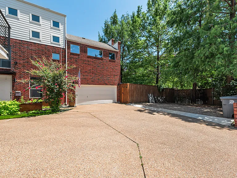 4926 Homer St — Photo 32