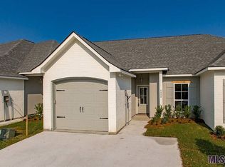 8008 Stonelake Village Ave, Baton Rouge, LA 70820