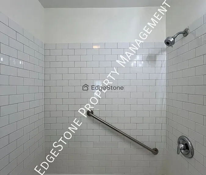 1024 Pico Blvd #1 — Photo 9