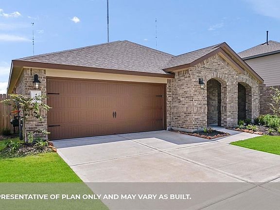 3rd image of 1015 Bayou Meadow Dr