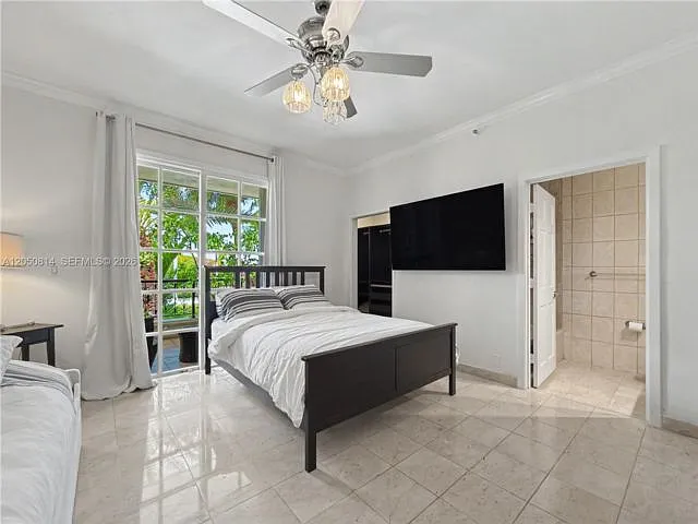 3 bed, 3.5 bath, $20,000 — Photo 3