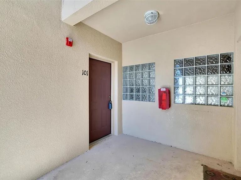 6421 Cypressdale Dr #101 — Photo 3