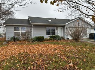 1317 Reckeweg Rd, Fort Wayne, IN 46804