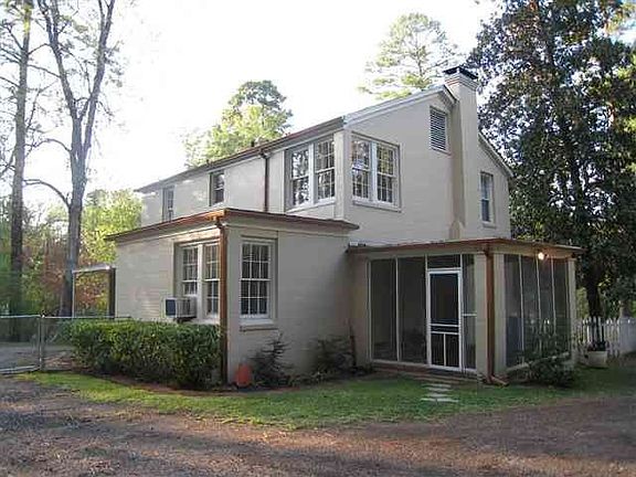 3rd image of 810 W Pinecrest Dr