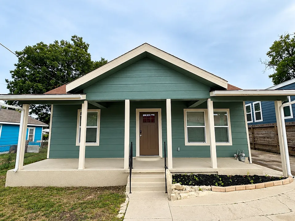 122 Glass Ave