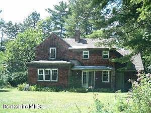 217 Holmes rear view