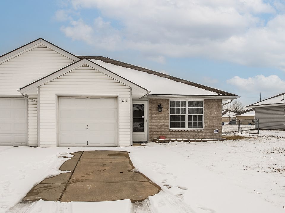 1st image of 811 Willow Dr