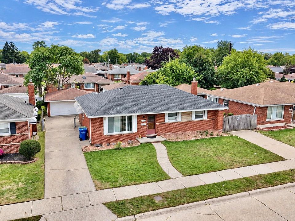 11136 Sunburst Ave, photo 3
