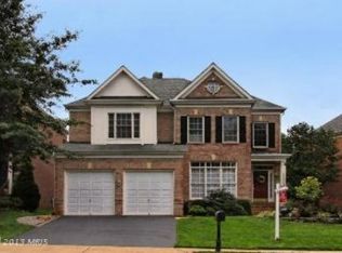 10113 Daniels Run Way, Fairfax, VA 22030